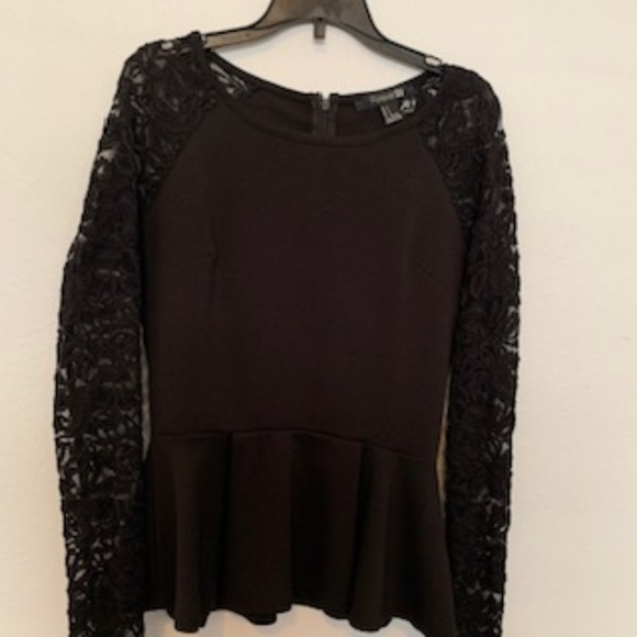 Forever 21 Black Peplum Lace Trim Long Sleeve - Picture 3 of 5